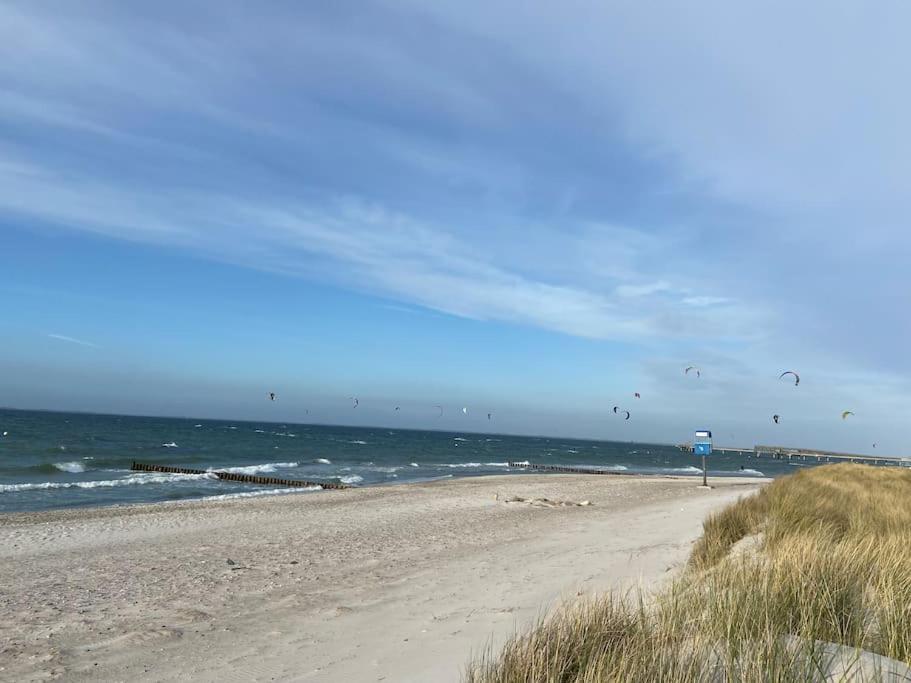 Wasserblick, In 3 Min Am Strand Heiligenhafen Bagian luar foto