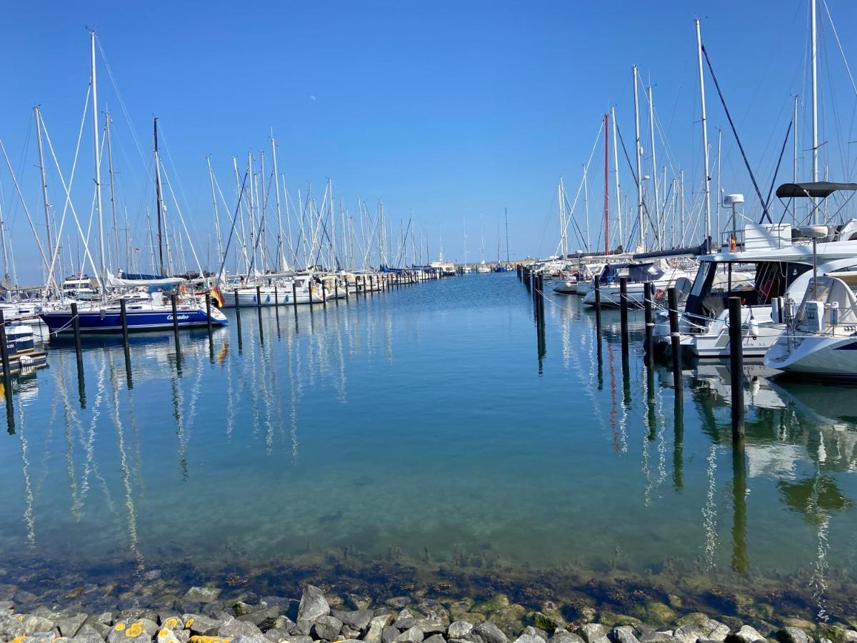 Wasserblick, In 3 Min Am Strand Heiligenhafen Bagian luar foto
