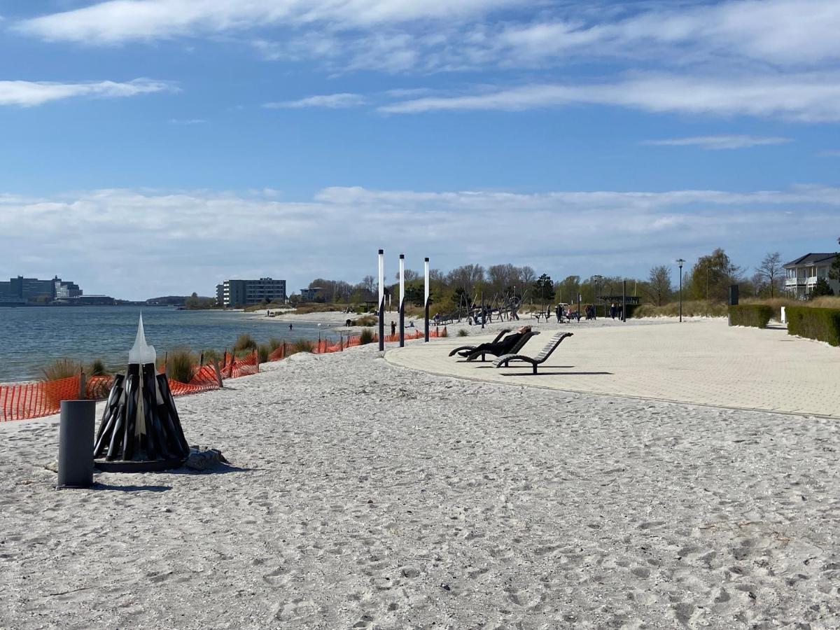 Wasserblick, In 3 Min Am Strand Heiligenhafen Bagian luar foto